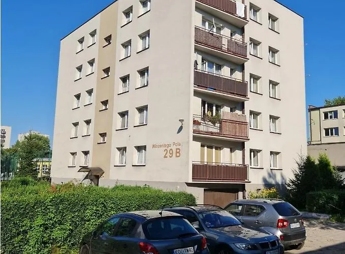 Brynow Point - Free Parking & 55