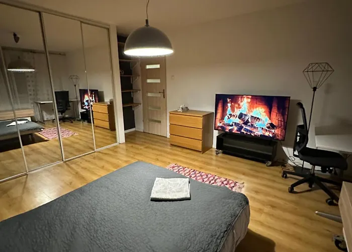 Brynow Point - Free Parking & 55